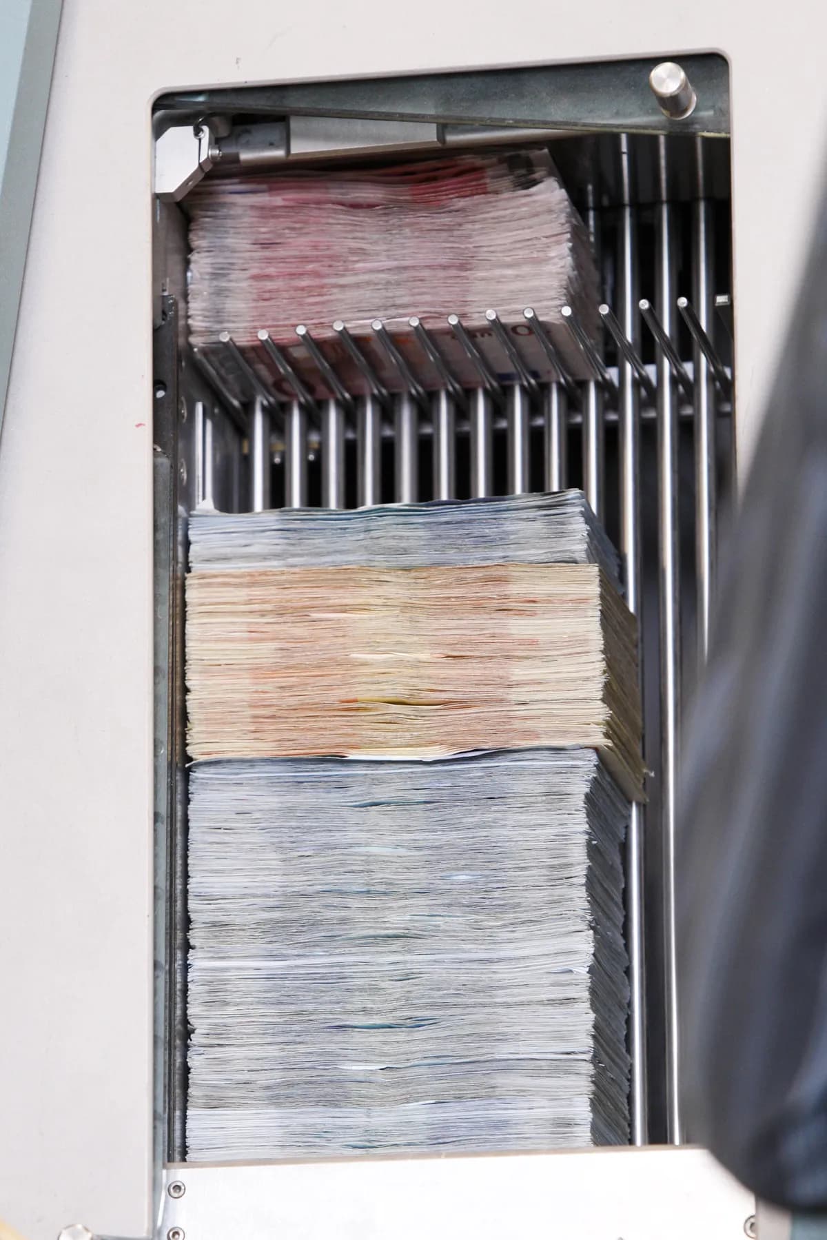 UK DWP får nya befogenheter för bankkontroller och avdrag vid bedrägeri