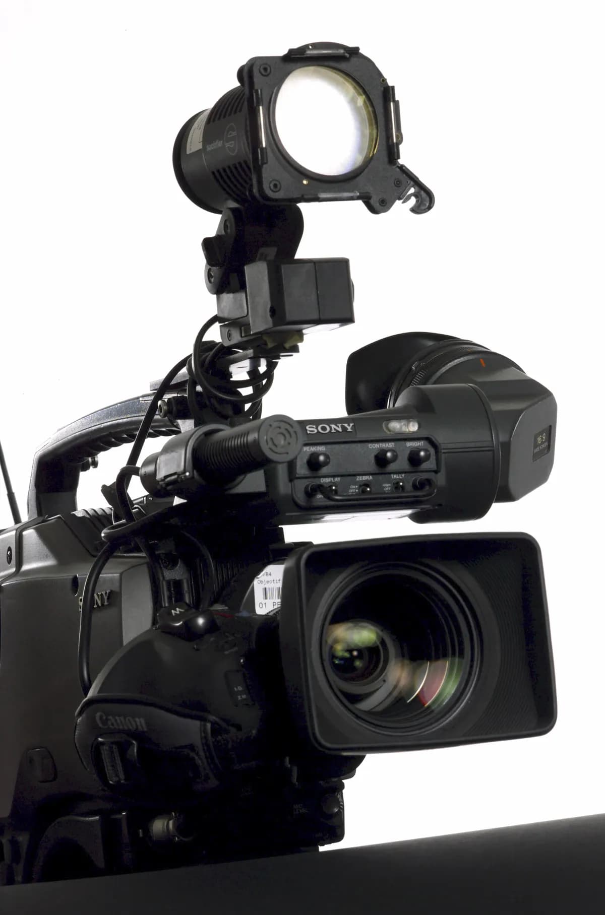 TV-konflikt hotar tillgången till Sveriges VM-playoffmatch