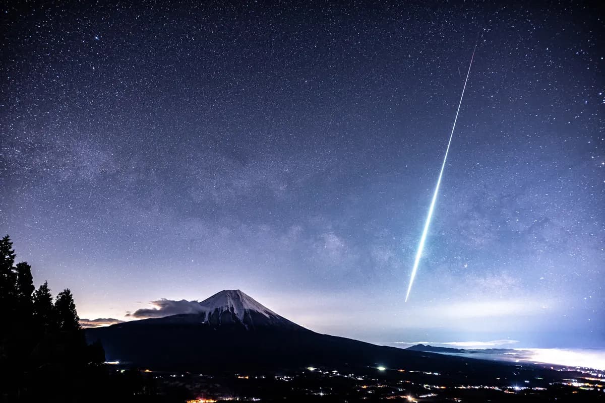 Meteors Hit US and Europe, Damage Property, Spark Searches