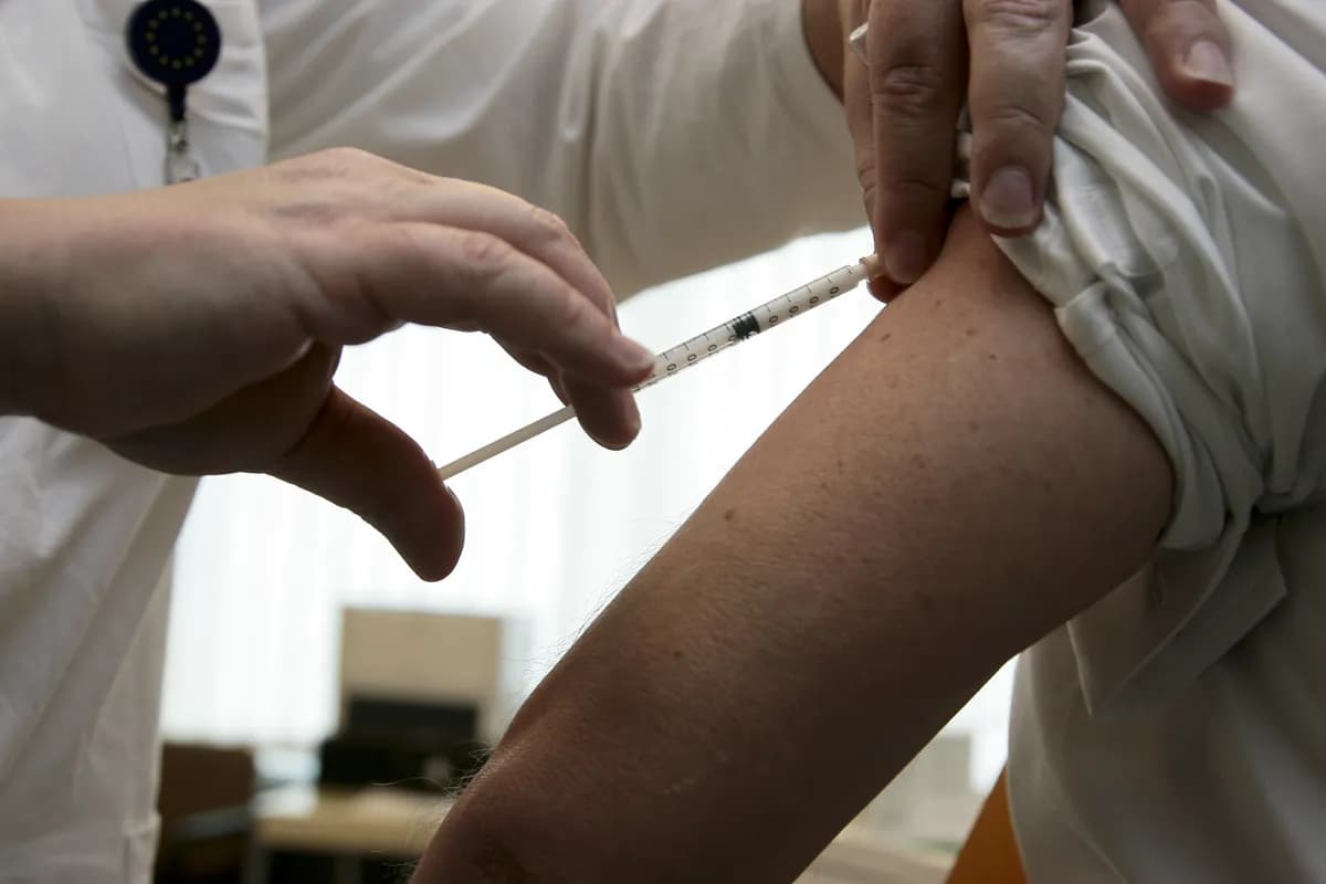 Flusäsongen avtar med många barnadöd och låg vaccinverkan