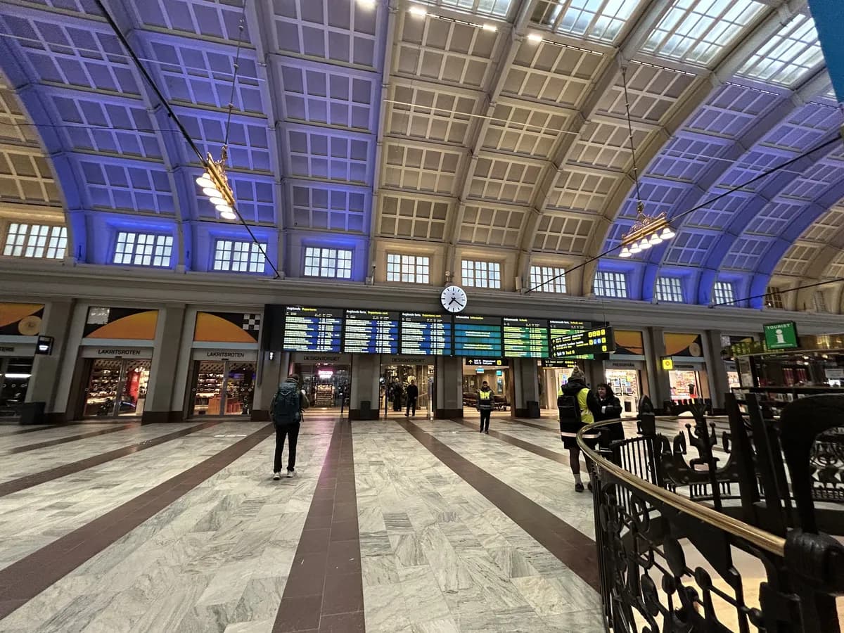 Undersökning: Integrationsutmaningar driver utvandringstankar i Sverige