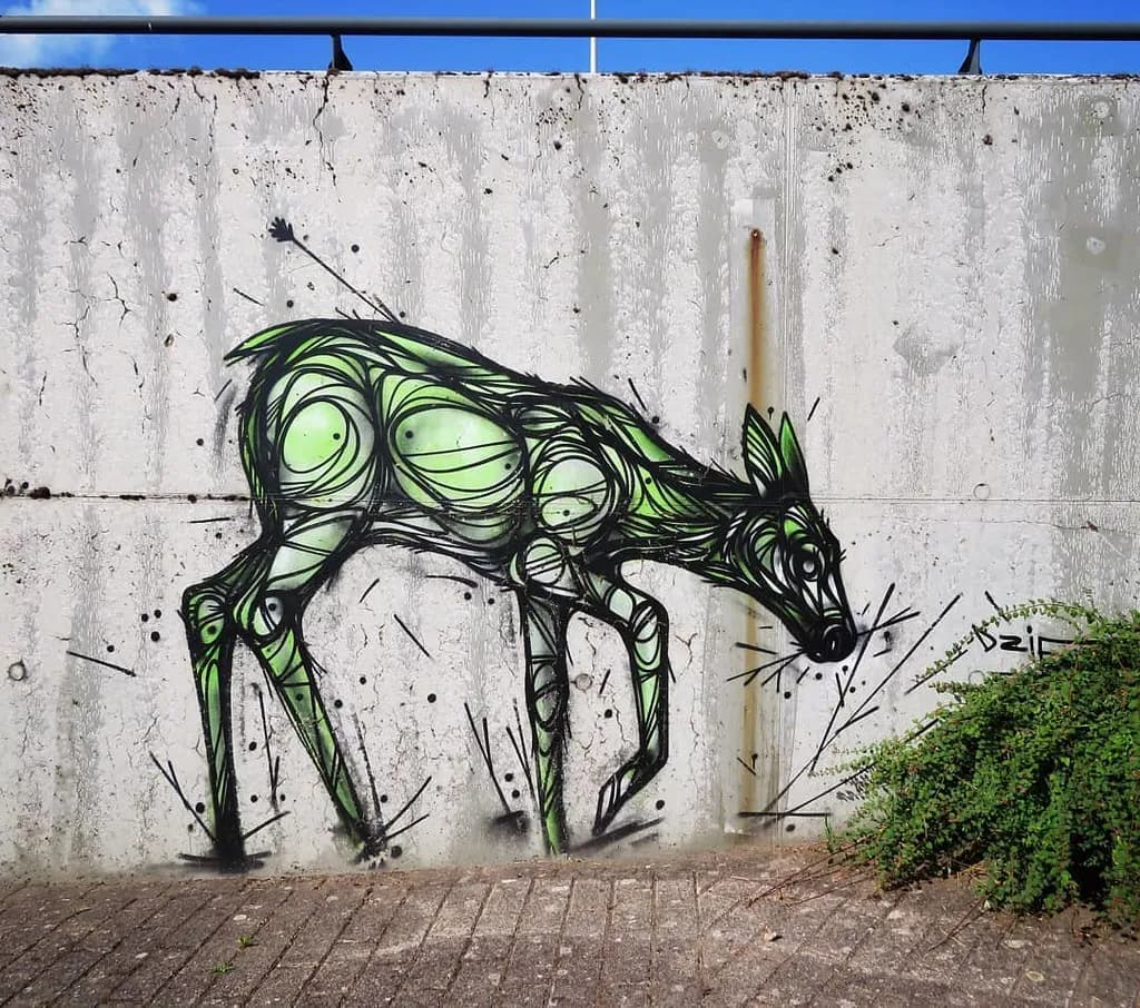 Svenska konstnärer skär modern liv i sten och betong som fredlig protest