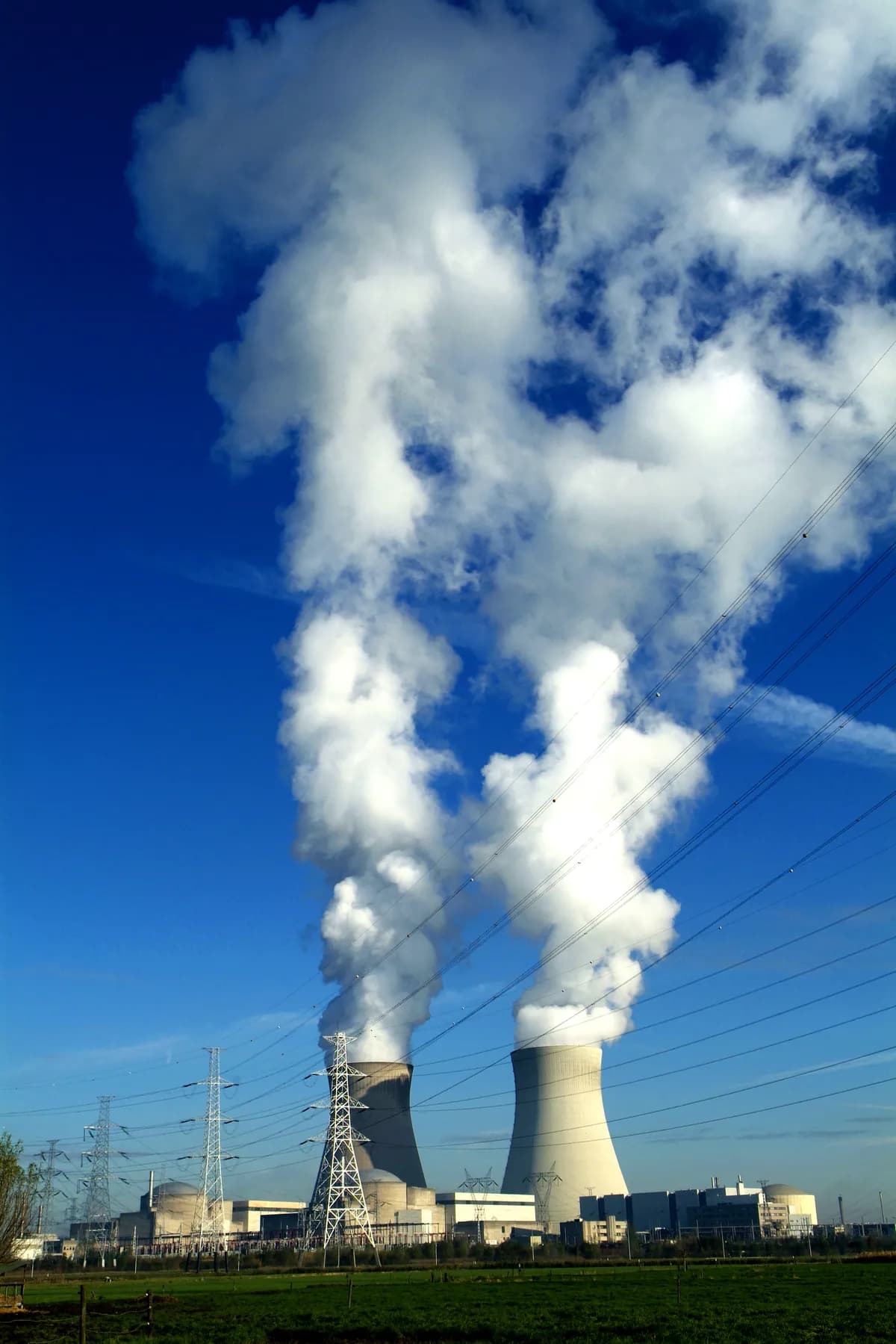 Storbritannien tecknar Rolls-Royce SMR-avtal för första små modulära reaktorer