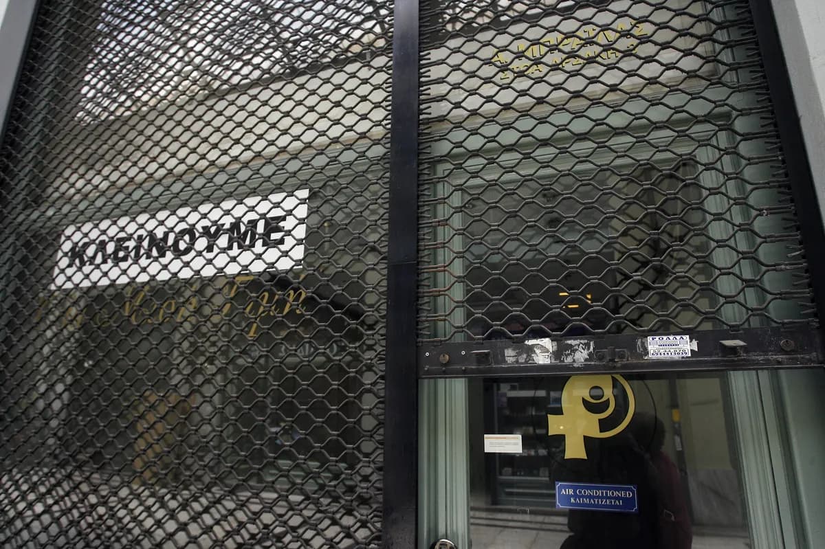 William Hill stänger 200 spelbutiker i Storbritannien nästa månad