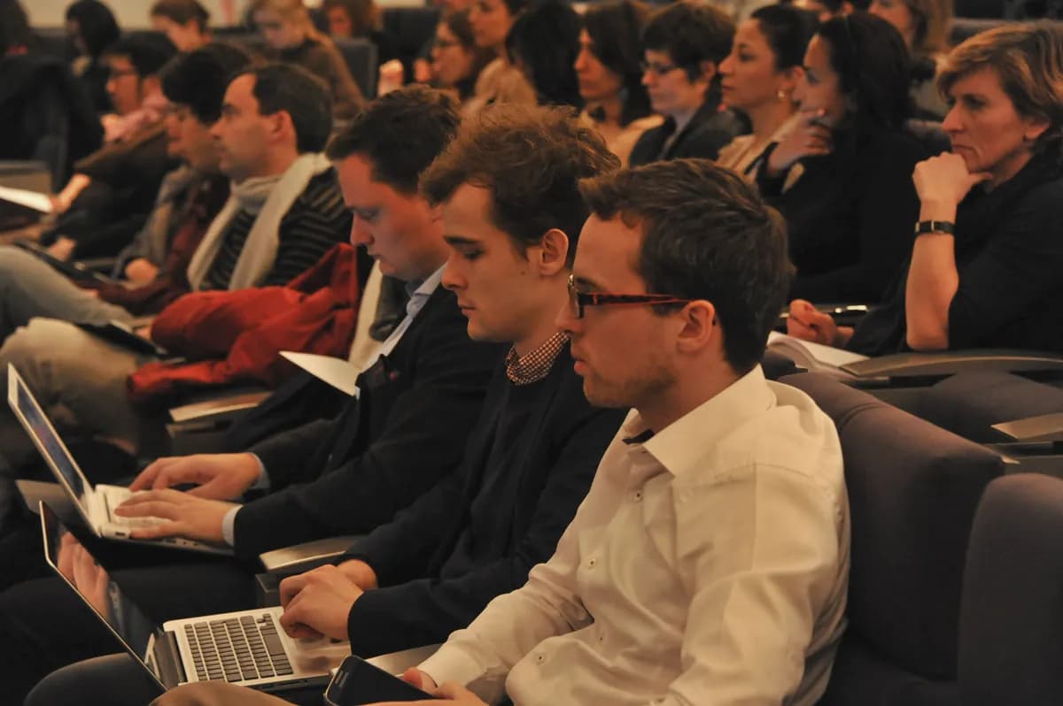 Saco-rapport lyfter fram goda jobbutsikter för många akademiker