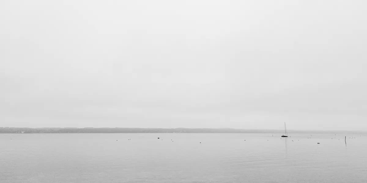 Klassisk båt i Fyrisån saneras för att förhindra miljöfara