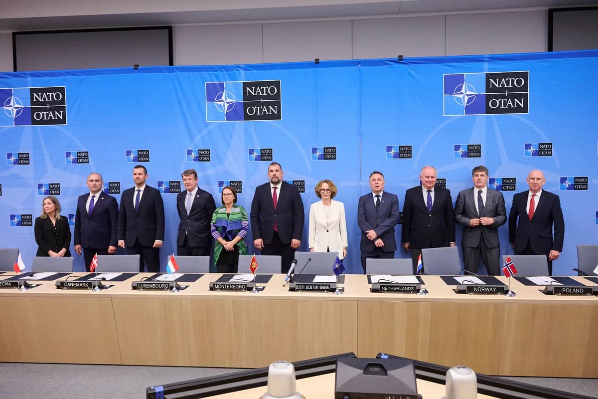 Finland motstår USA:s tryck om Iran, bekräftar Ukraina-stöd under NATO-hjälp