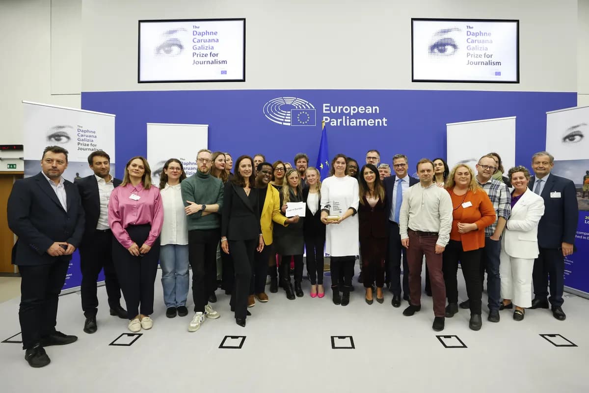 Mediebolag i kris när galor förlorar tittare och annonsintäkter