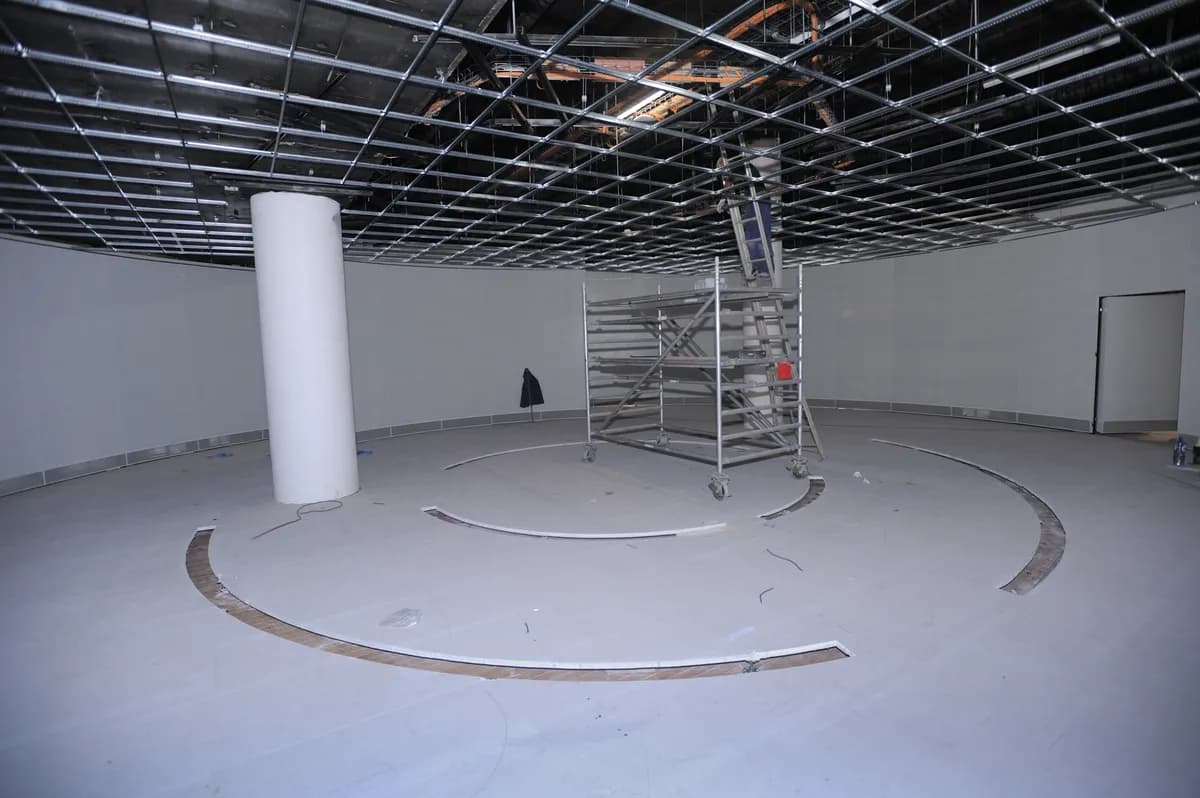 Halmstad bygger hållbar gymnasieskola med återanvända material