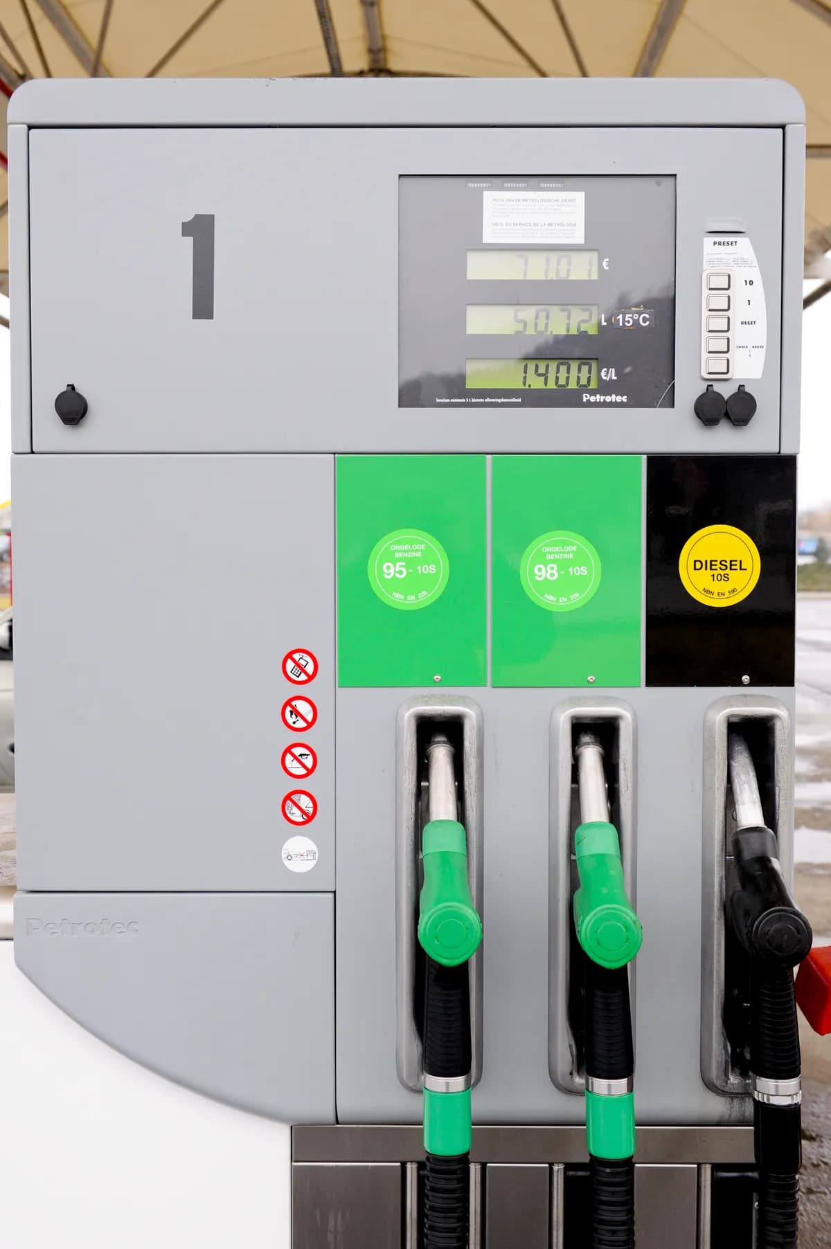 IEA släpper rekordstora 400 miljoner fat olja under krigskris