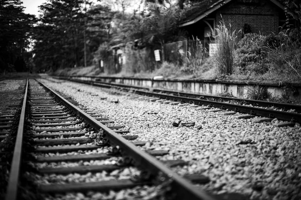 Spårfel orsakar förseningar på järnvägssträckan Varberg-Värö