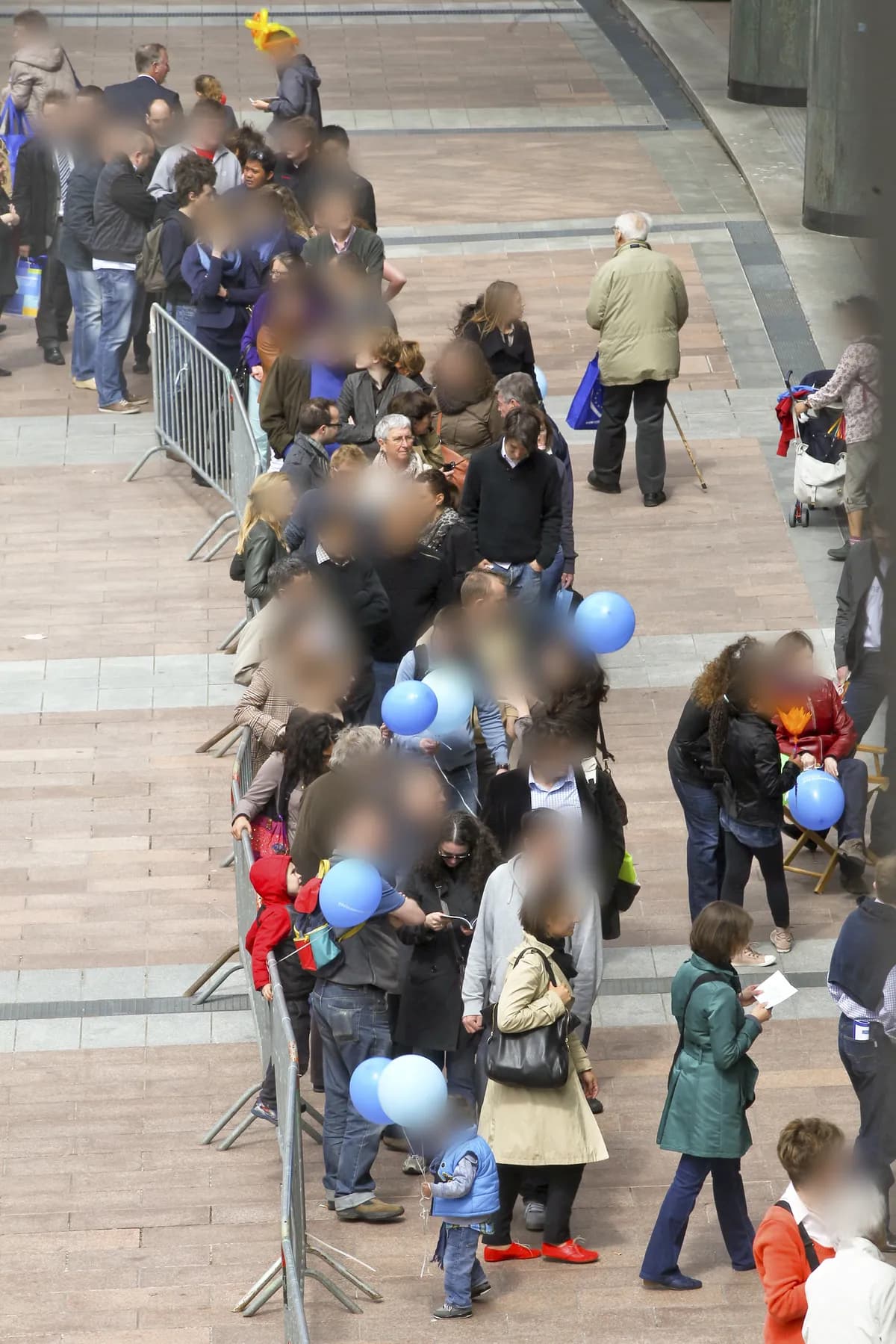 Sydney Easter Show möts av klagomål om tekniska problem, trängsel och höga priser
