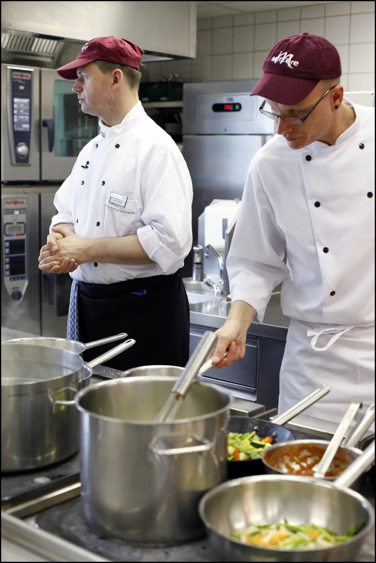 McDonald's och Greggs lanserar nya menyer och höjer priser i Storbritannien