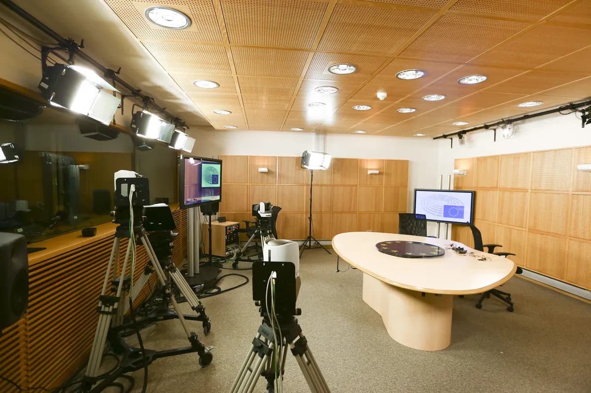 NYC-borgmästarens fru möter anklagelser om stötande inlägg på sociala medier