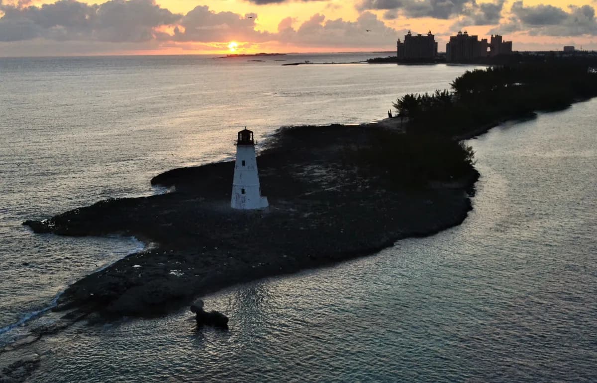 Historisk västkustö med kungliga band utlyses för 350 000 pund